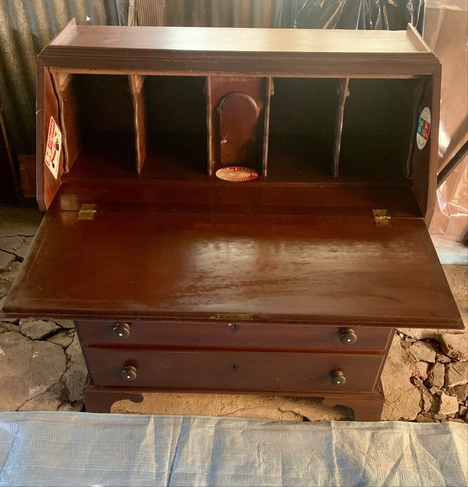Cómoda e secretária escrivaninha antiga