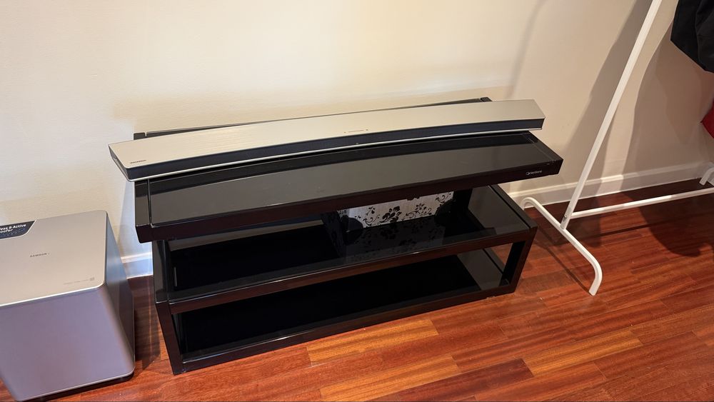 Movel televisao em vidro e metal