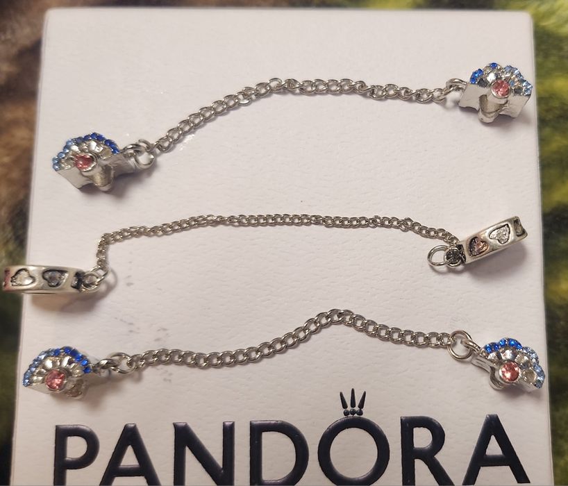 Pulseiras, malas , cachecol