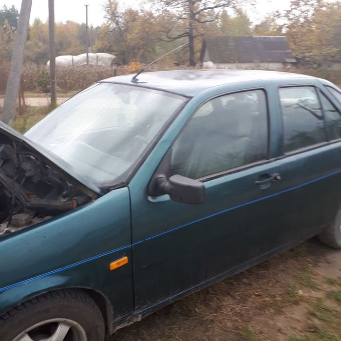 Продам автомобіль fiat tempra