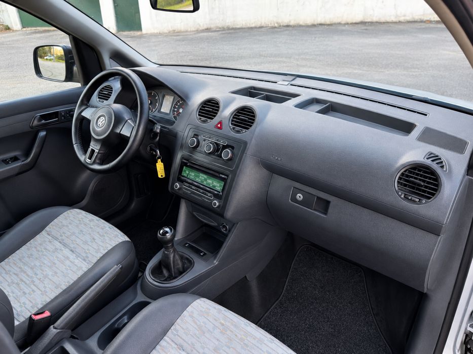 VW CADDY 1.6tdi com AC