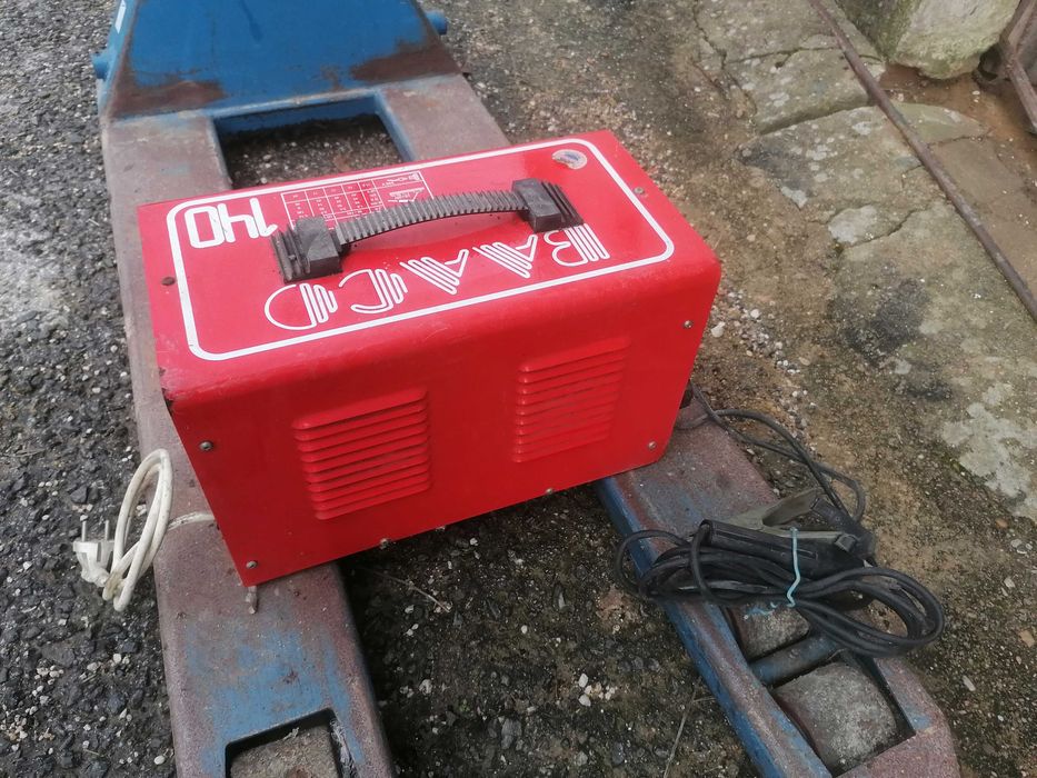 Máquina de soldar BAACO 140