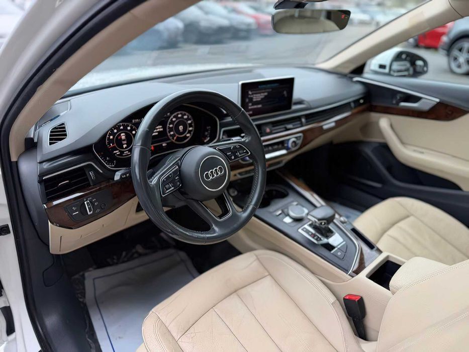 Audi A4      2018