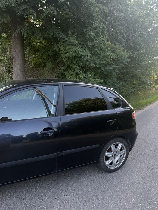SEAT ibiza 1.4 benzyna 2006