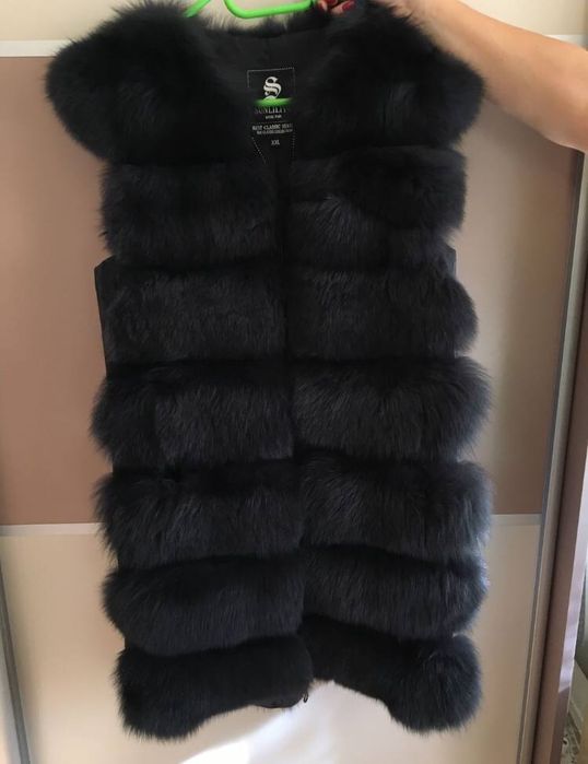 Меховая жилетка песец