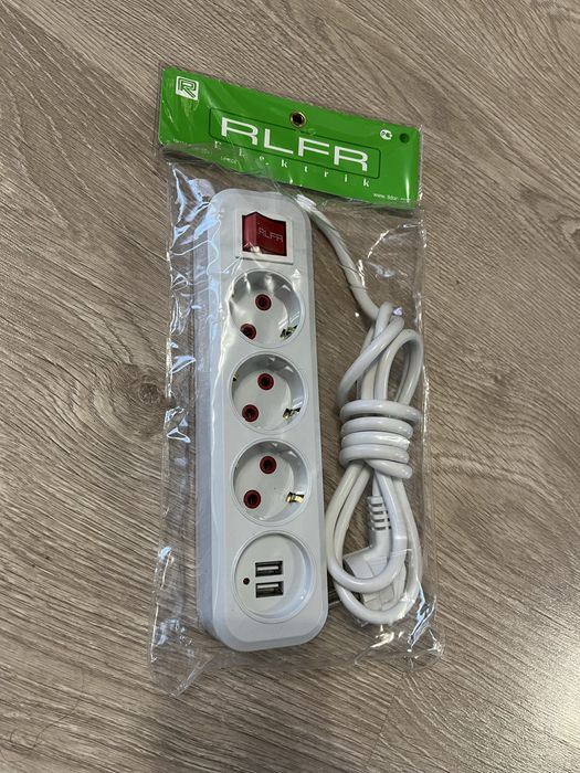 Новий мережевий фільтр подовжувач RLFR 2m на 3 розетки + 2 USB (3500W, 16A)