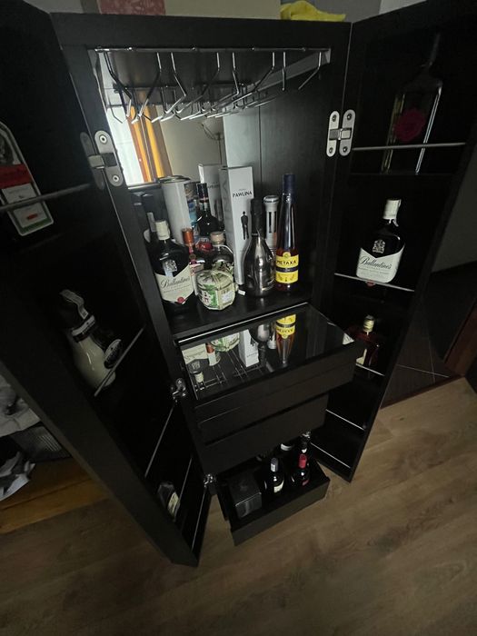 Szafka barek na alkohol + stolik rozkładany