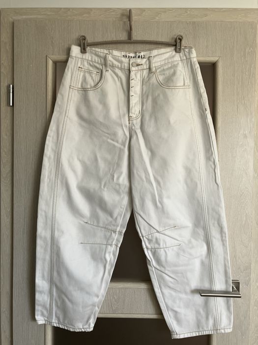 spodnie baggy fit curve fit wide leg loose high waist białe jeans denim