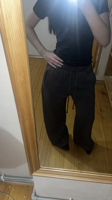 Коричниві штани Zara