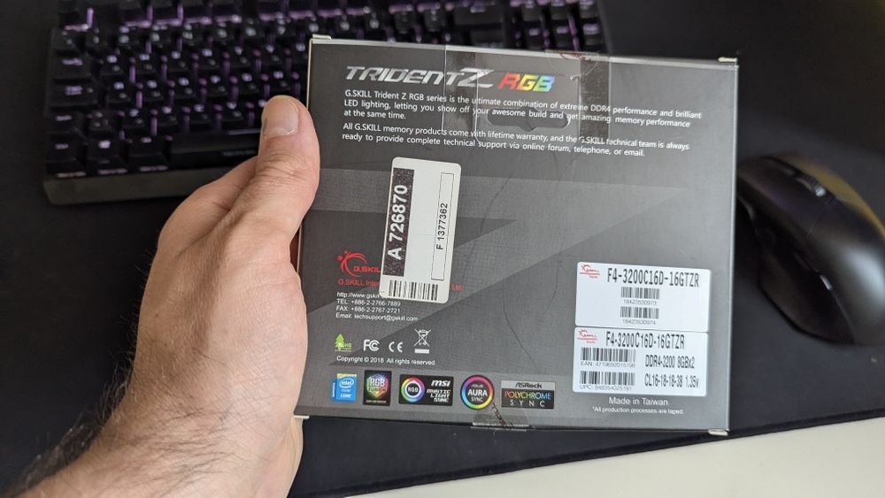 TRiDENT　「WINTER COLLECTION BOX」 gskill trident z - купити комплектуючі для ПК - Ціна на OLX.ua