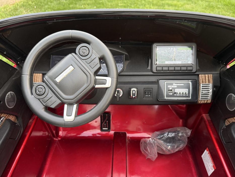 Дитячий електромобіль у стилі Range Rover (4wd)