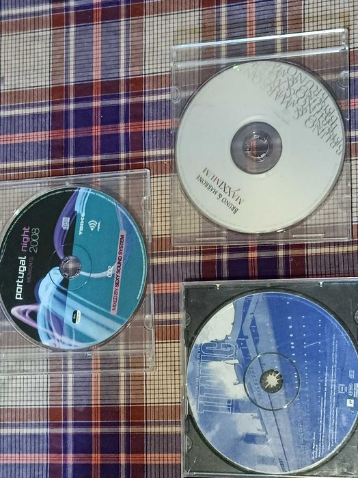 Diversos CDs musica em bom estado Iglesias Toquinho Seal Buble Teresa Cardoso Safina Pavarotti Luis Alegria Carochinha Branco