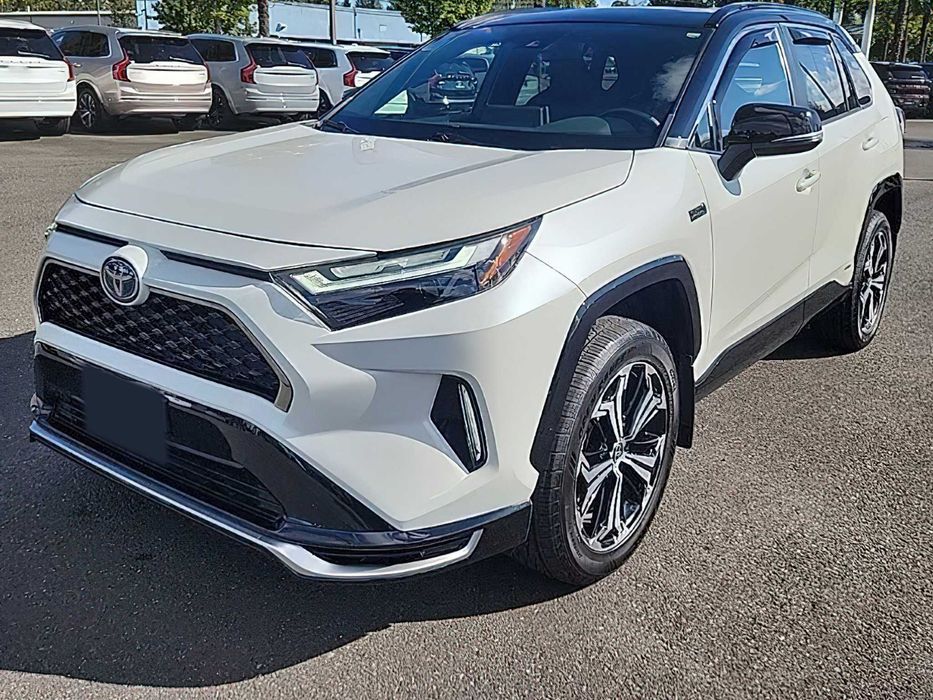 Toyota RAV4 Prime XSE      2022
