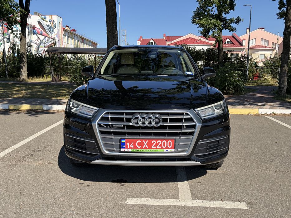 Продаж авто  Ауді Q5