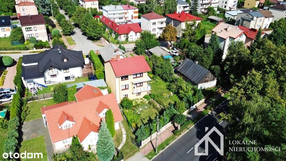 REZERWACJA-Atrakcyjna posesja przy ulicy Lipowej na sprzedaż!