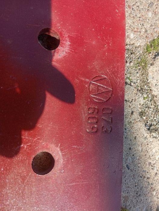 Płozy boczne do pługa kverneland 8 sztuk