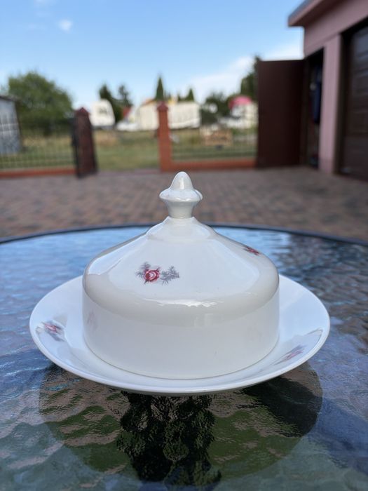 Porcelanowa Maselniczka