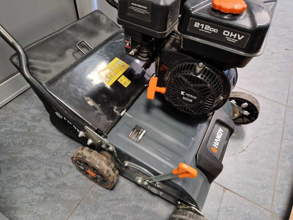 Wertykulator spalinowy Areator Handy DKW40