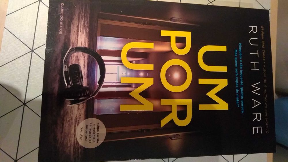 Livros diversos / vários títulos (10€/cada livro)