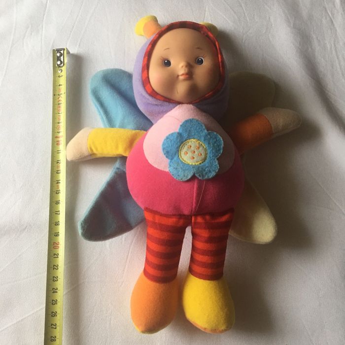 Vários peluches e bonecos,todos como Novos