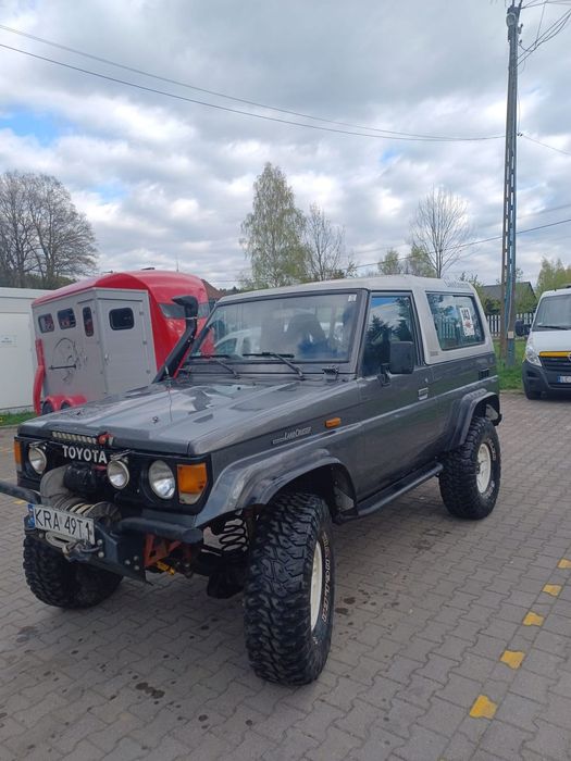 Toyota Land Cruiser