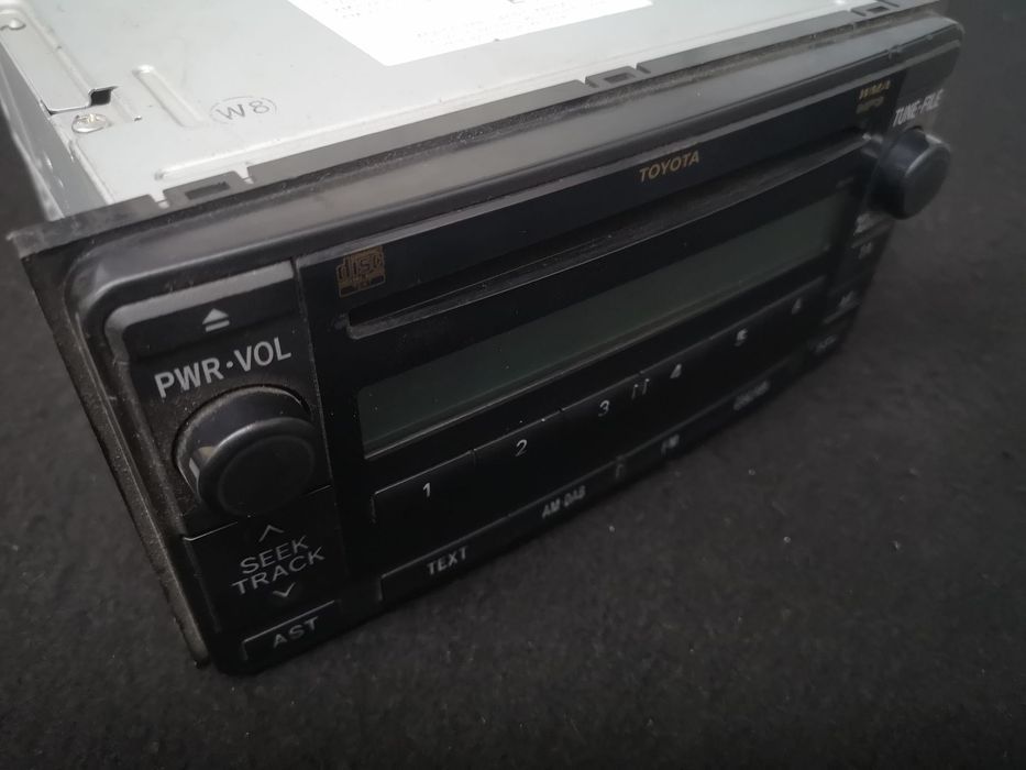 Radio  CD FM DAB MP3 WMA Media  Originais  FUJITSU TEN TOYOTA LAND    EPC