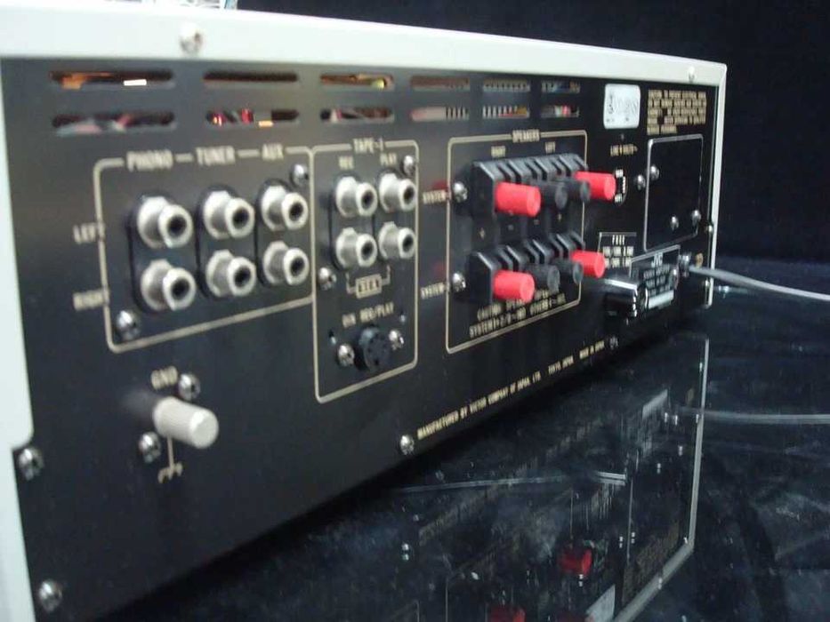 Amplificador jvc