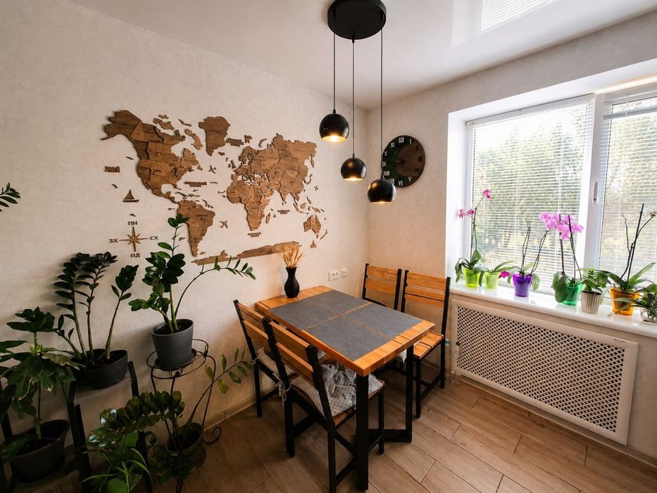 Продам 3 ком квартиру ж/м Левобережный 2,  Богомаза