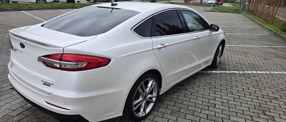 Ford Fusion 2020 року Plug-in Hybrid