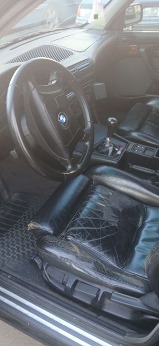Продам автомобіль BMW 525i