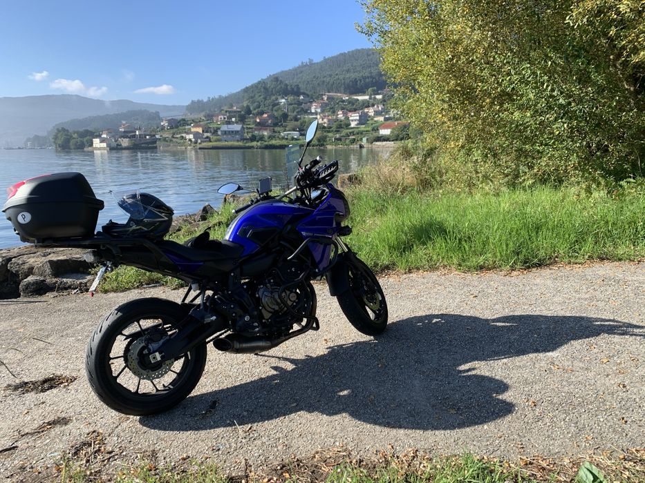 Yamaha MT-07 Tracer – 2017 – C/ Muitos Extras (Akrapovic, Top Case)