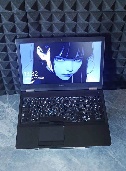 Ігровий Ноутбук DELL / AMD R7 M379 / i7-6820HQ / DDR4 8GB / SSD 256 m2