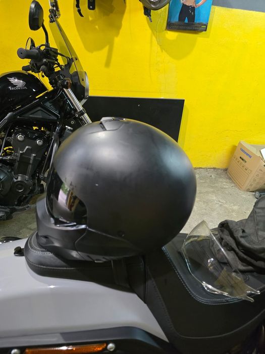 Kask motocyklowy Bell Broozer