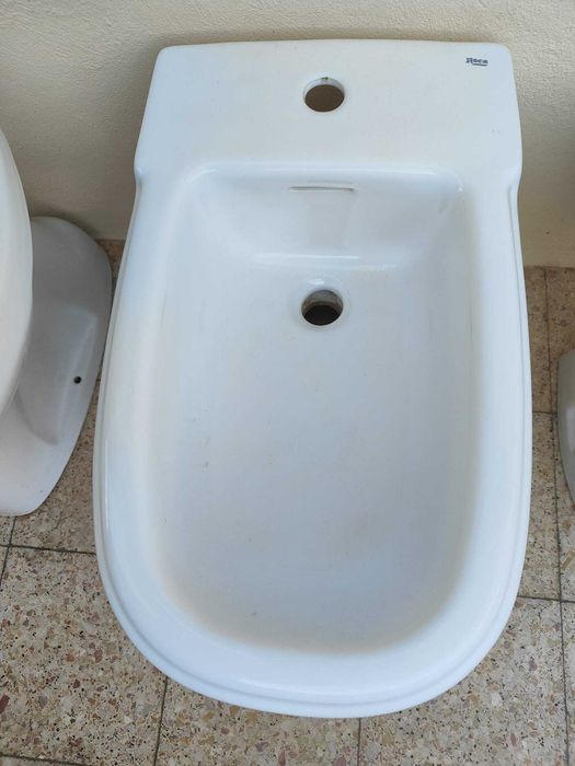 Louças de casa de banho