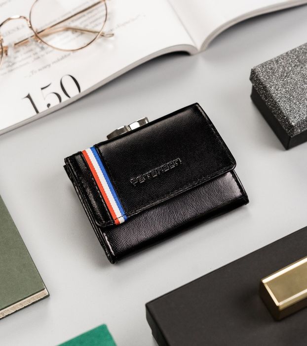 mały, skórzany portfel damski z systemem rfid protect - peterson