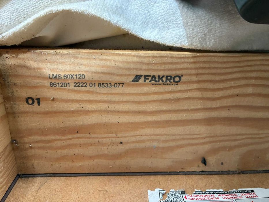 ATTIC LADDER507679753057740802