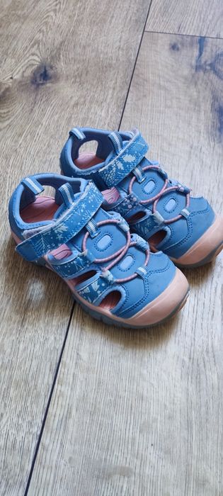 Sandały dziecięce 27
