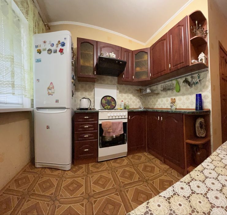 Оренда 2-кімн. квартири, Виноградар, пр-т Правди, 10а
