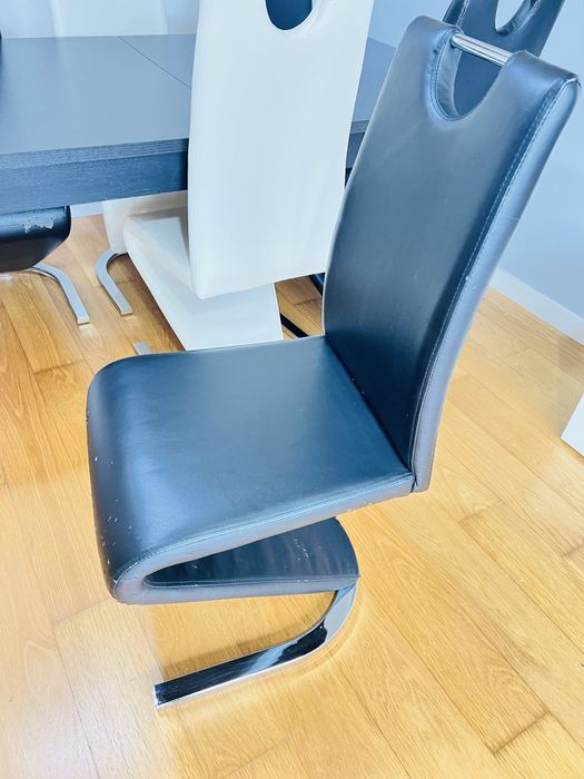 Mesa Extensível + 6 cadeiras