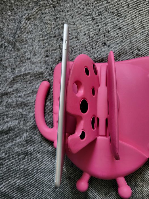 iPad 6 9.7" 128 ГБ планшет apple з чохлом