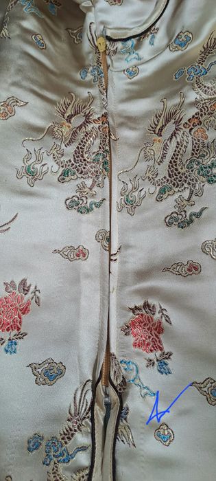 Blusa estilo qipao em tom dourado em seda, Tam S
