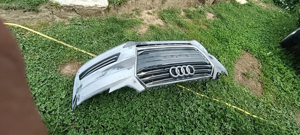 Бампер передній Audi A4 B9