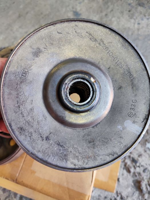 Вариатор задний Suzuki Address V125 G V125S