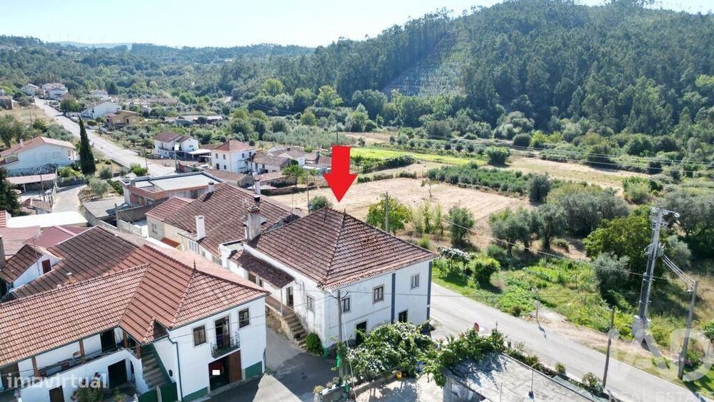 Moradia geminada T3 em São Miguel, Santa Eufémia e Rabaçal de 310 m2