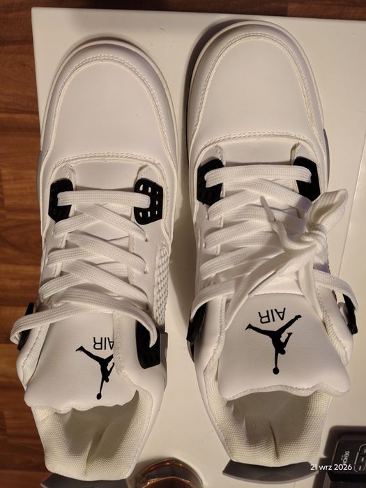 Buty biało szare