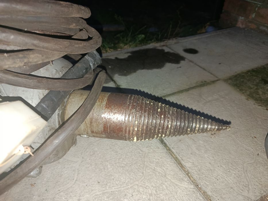 Електро мотор з морковкою