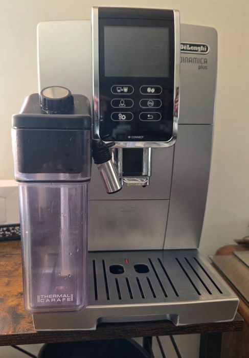 Sprzedam skspres De'Longhi Dinamica Plus