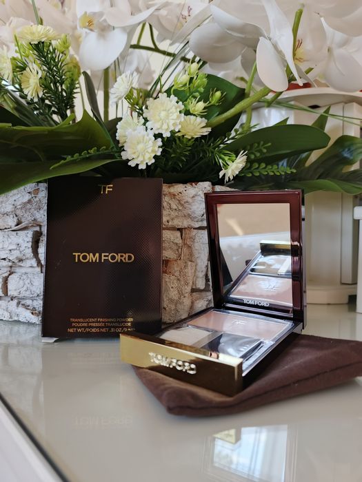Tom Ford oryginalny nowy puder w kamieniu etui pudełko cudo
