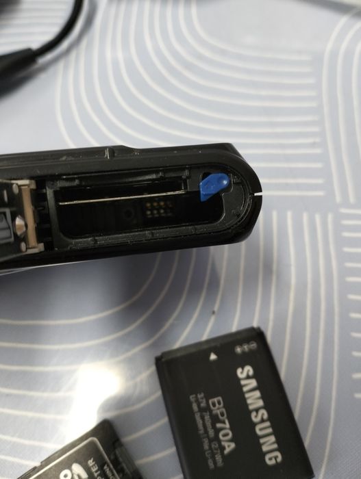 Stary aparat fotograficzny Samsung