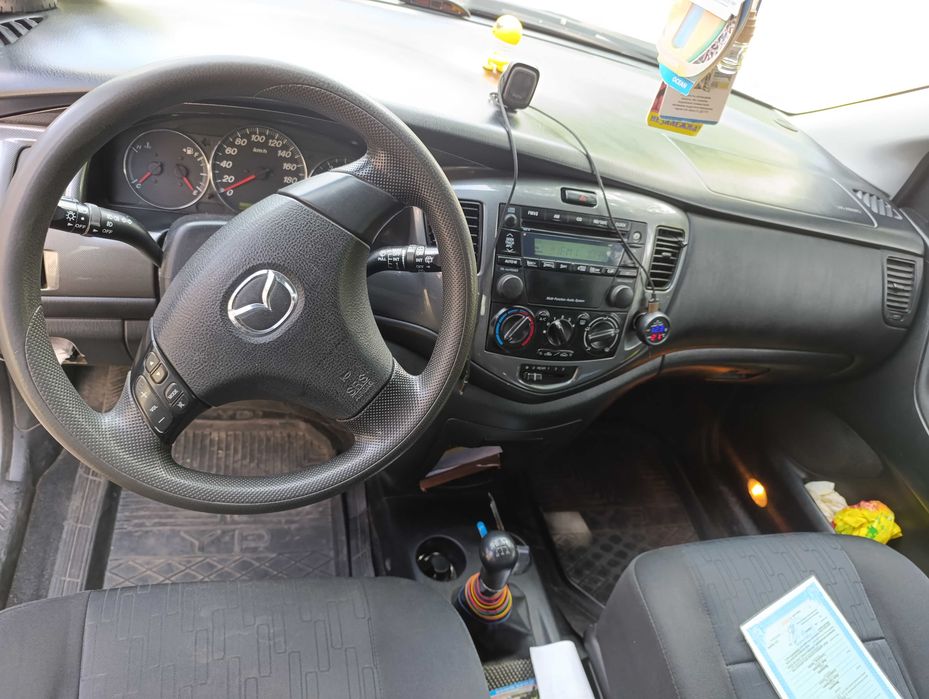 продам мінівен Mazda MPV 2004 р.в. 2.3 газ/бензин